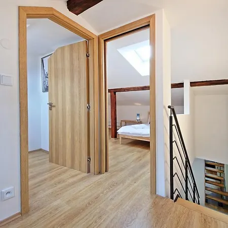 Apartament Nabo *